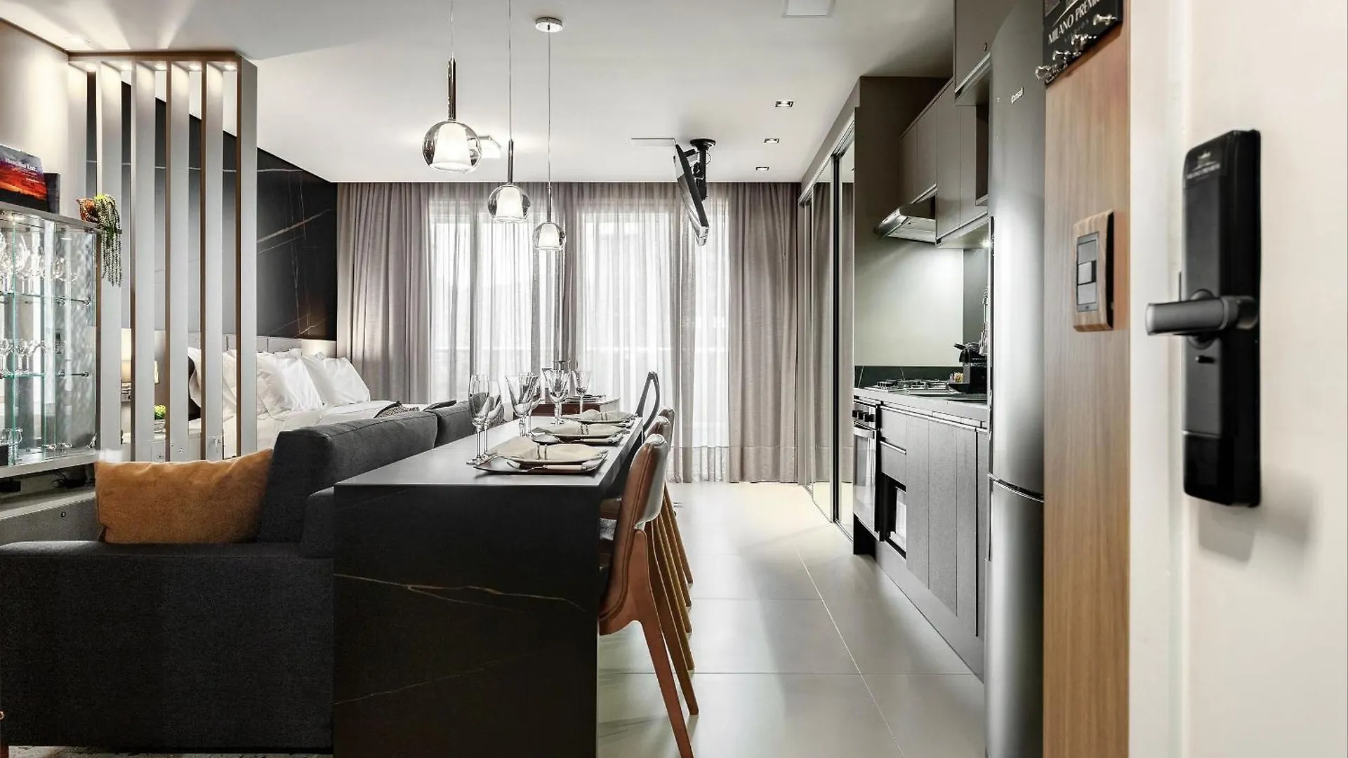 Milano Premium Studios Florianópolis Brasilien